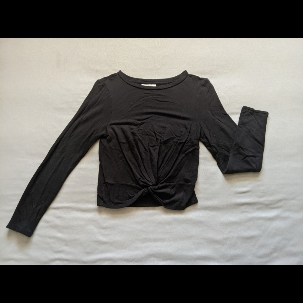 Long sleeve crop top